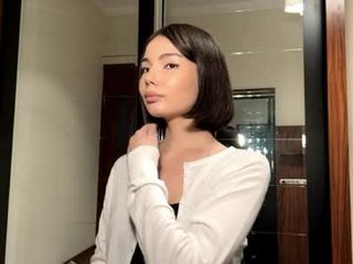 Webcam Belle - deandemarino teen cam babe wants to be fucked online as hard as possible