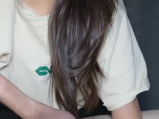 Webcam Belle - f4p_top spanish cam babe wants her asshole humped on camera