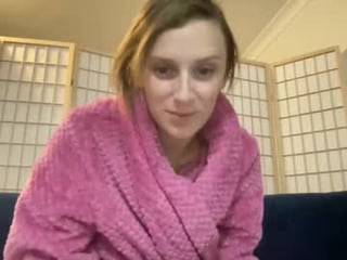 Webcam Belle - whiskey9xx horny cam babe with sexy little ass gets spread by dildo