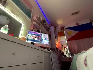 Webcam Belle - urlittlefilipina cam babe likes squirting after getting pleasure from masturbation