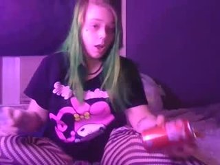 Webcam Belle - burnthemail horny cam girl enjoys dirty anal live sex in exchange for a good mark