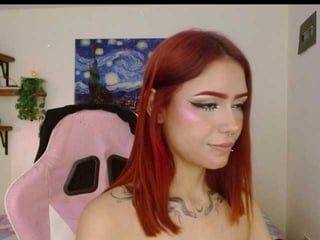 Webcam Belle - aliice-taylor redhead cam babe enjoys her loved dildo online
