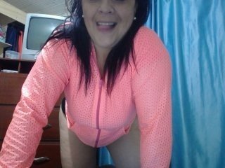 Webcam Belle - latinaamorosa latina cam girl offers her shaved pussy in exchange for a your attention online