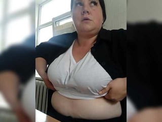 Webcam Belle - annavictoriaa brunette cam girl loves being a submissive kink slut