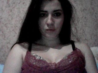 Webcam Belle - margo6 russian cam girl fingers her hot shaved pussy online