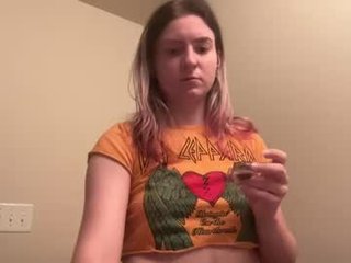 Webcam Belle - hentairideim slim cam babe with hairy tight pussy ready for everything online