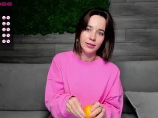 Webcam Belle - selfish_ashley cam girl likes using hot adult toys live on XXX cam