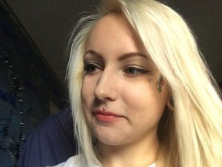 Webcam Belle - sunshine- teen cam girl loves getting her shaved pussy humped online