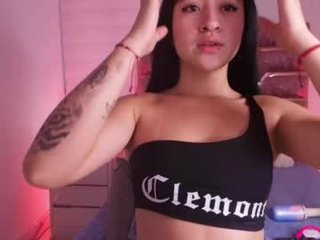 Webcam Belle - sofia_gomes_ outstanding babe enjoys rough anal live sex