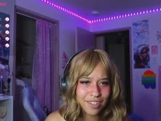 Webcam Belle - renpuppy naked cam babe her tits cum soaked