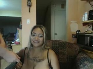 Webcam Belle - indian_priya95 indian cam babe wants to fuck now