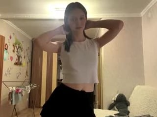 Webcam Belle - alexmcburnett cam girl in beautiful lingerie girl shows off her pussy on camera