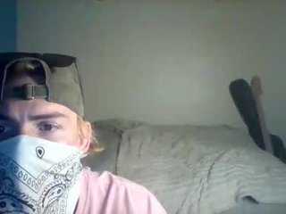 Webcam Belle - scooby_scorpion cam girl with big tits wants gets anal fucked from behind