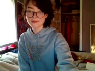 Webcam Belle - soursou teen cam babe wants to be fucked online as hard as possible