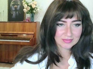 Webcam Belle - charmingvenus11701 cam girl loves her sweet pussy penetrated hard