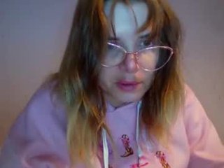 Webcam Belle - elenaflirt milf live sex online