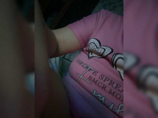 Webcam Belle - nastya45267 european cam babe offers her hairy pussy for live sex experiments