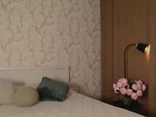 Webcam Belle - ly_lydia hot deutsch cam girl presents lewd sex shows