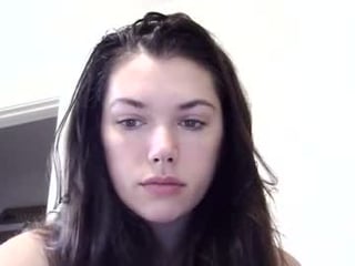 Webcam Belle - pottsmariah2 cam girl is helplessly bound and face fucked