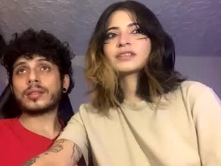 Webcam Belle - arthurcroww cam couple loves kiss and fucking online