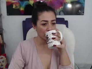 Webcam Belle - kagomme_h cam slut loves fucking her boyfriend online