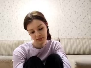 Webcam Belle - gertrudelyons teen cam babe wants to be fucked online as hard as possible