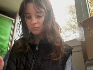 Webcam Belle - daniellevaulet cam babe with small tits wants dirty live sex