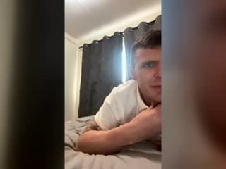 Webcam Belle - naughtycoupleweare kinky cam slut goes for deeper pussy insertions online