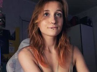 Webcam Belle - sunny_mouse naked redhead cam girl loves swallowing cum on XXX cam