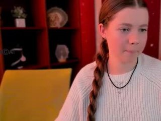 Webcam Belle - colla_white white cam babe with big tits goes doggie style online