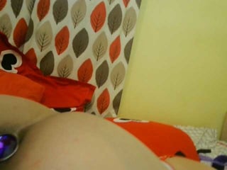 Webcam Belle - ioana2004 cam girl loves her sweet pussy penetrated hard