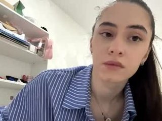 Webcam Belle - evitamoodie teen cam babe wants to be fucked online as hard as possible