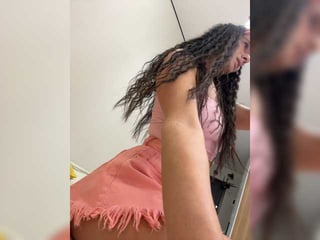 Webcam Belle - 0-0-0-0-0 russian cam girl fingers her hot shaved pussy online