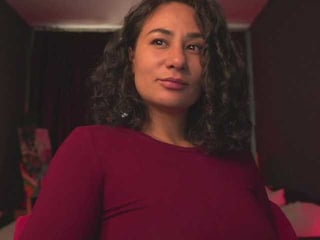 Webcam Belle - mirawair cam girl loves her sweet pussy penetrated hard