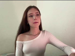 Webcam Belle - nextdoorkiora cam girl loves her sweet pussy penetrated hard