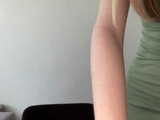 Webcam Belle - polishangel222 cam girl loves her sweet pussy penetrated hard