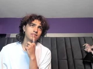 Webcam Belle - dante_crow_ cam girl is helplessly bound and face fucked
