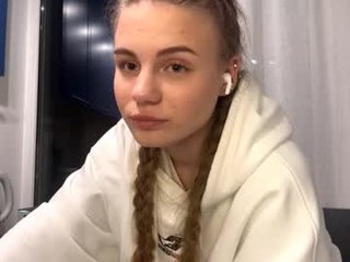 Webcam Belle - ngasimm nude cam bitch enjoys hard live sex on camera