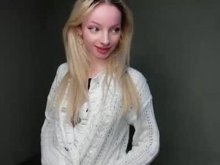 Webcam Belle - candyvice teen cam babe wants to be fucked online as hard as possible