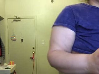 Webcam Belle - baby_bluu BBW cam girl demonstrate online her beautiful lingerie