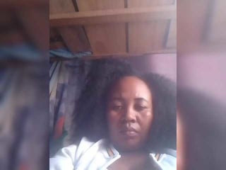 Webcam Belle - rajeanne french cam girl loves hairy pussy fetish online