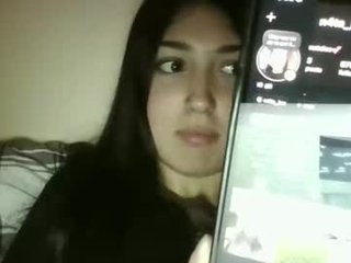Webcam Belle - slatarose cam girl will surprise you with her huge gaping asshole
