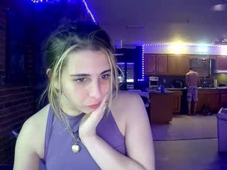 Webcam Belle - sayluvv504 cumshow with beautiful webcam couple online