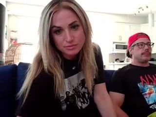 Webcam Belle - barbieloveskenn cam girl gets her ass hard fucked by her partner