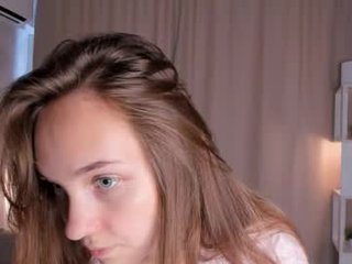 Webcam Belle - litathompson teen cam babe wants to be fucked online as hard as possible