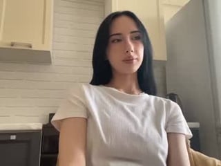 Webcam Belle - marcynuber cam babe wants show beauty kiss live sex