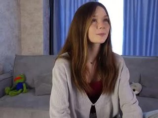 Webcam Belle - silviadagley teen cam babe wants to be fucked online as hard as possible