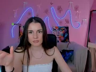 Webcam Belle - sara_muse1 brunette cam girl wants dirty cum show